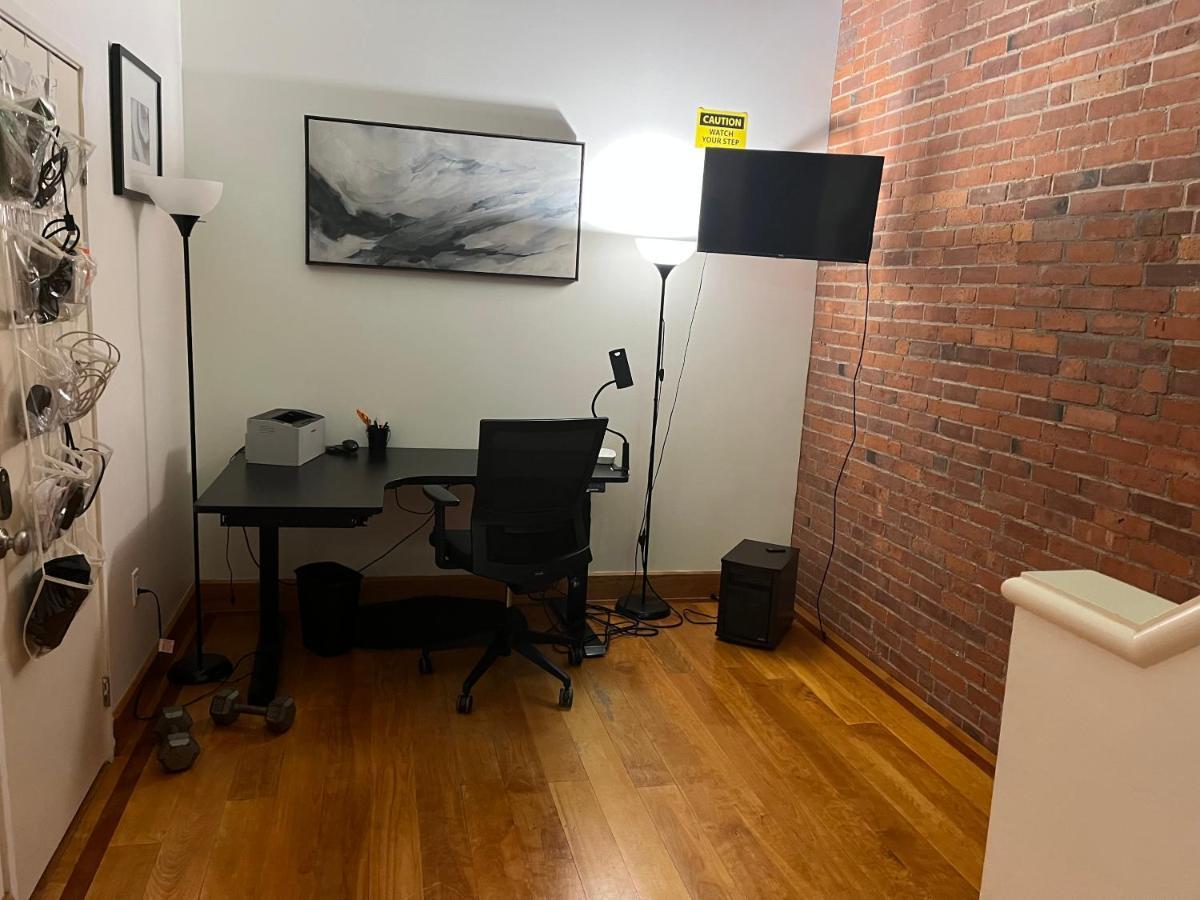 Full Loft-Style Apartment Near Omni นิวเฮฟเวน ภายนอก รูปภาพ